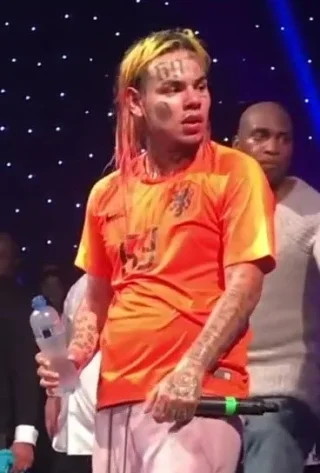 6ix9ine height profile photo