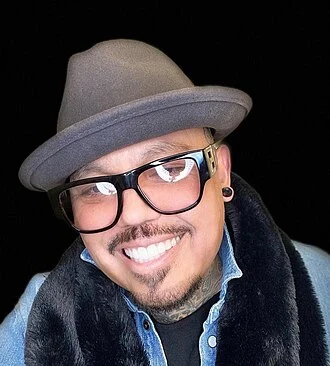 A.B. Quintanilla height profile photo