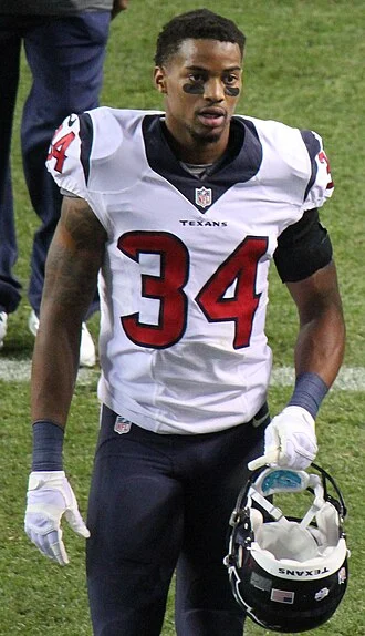 A. J. Bouye height profile photo