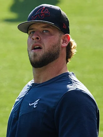 A. J. Minter height profile photo