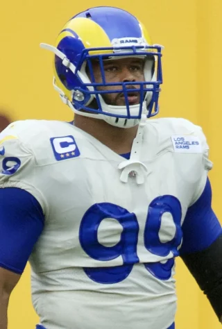 Aaron Donald height profile photo