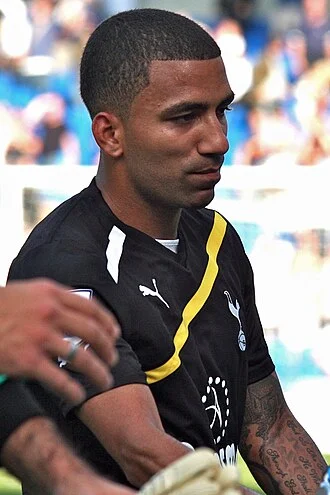 Aaron Lennon height profile photo