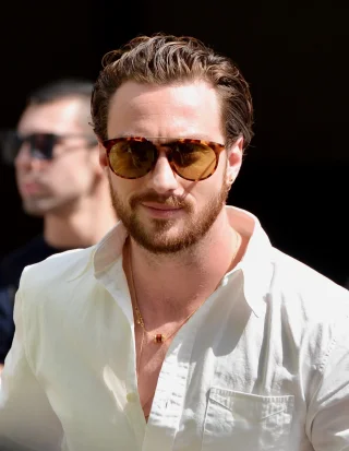 Aaron Taylor-Johnson height profile photo