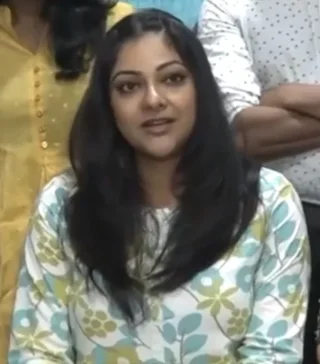 Abhirami (actress, born 1983) height profile photo