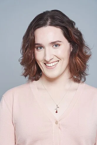 Abigail Thorn height profile photo