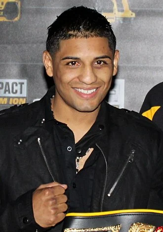 Abner Mares height profile photo