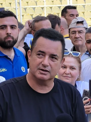 Acun Ilıcalı height profile photo
