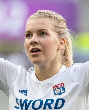 Ada Hegerberg height profile photo