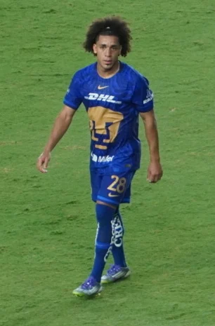 Adalberto Carrasquilla height profile photo