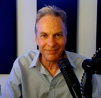 Adam Curry height profile photo