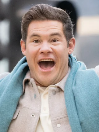Adam DeVine height profile photo