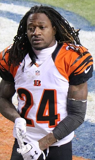 Adam Jones (American football) height profile photo