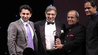 Adar Poonawalla height profile photo