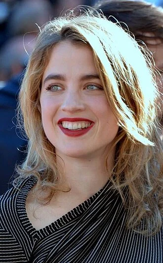 Adèle Haenel height profile photo