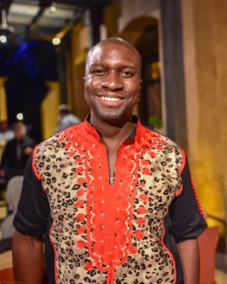 Adetokumboh M'Cormack height profile photo