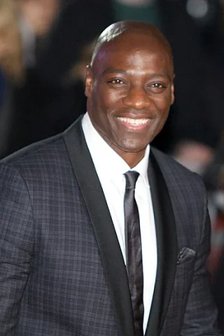 Adewale Akinnuoye-Agbaje height profile photo