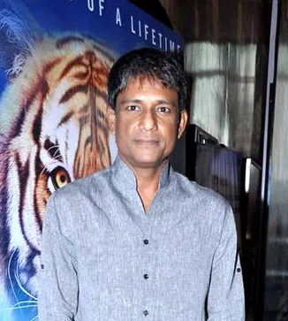 Adil Hussain height profile photo