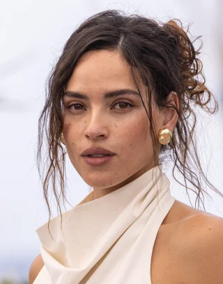 Adria Arjona height profile photo
