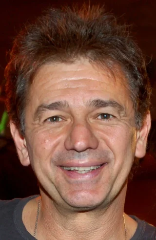 Adrian Zmed height profile photo