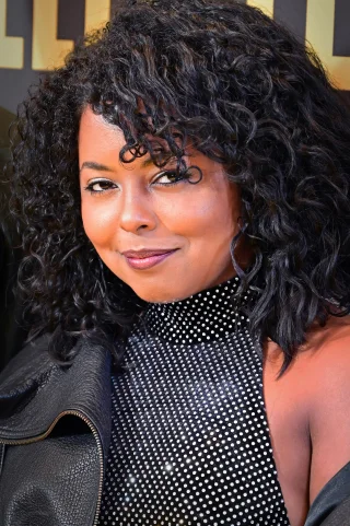 Adrienne Warren height profile photo