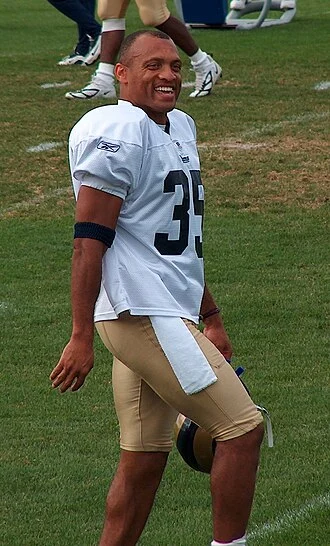 Aeneas Williams height profile photo