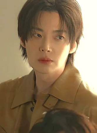 Ahn Jae-hyun height profile photo