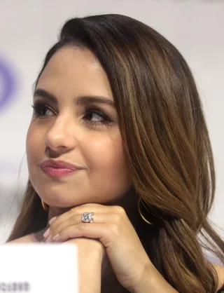 Aimee Carrero height profile photo