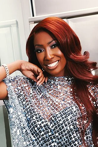 Aisha Bowe height profile photo