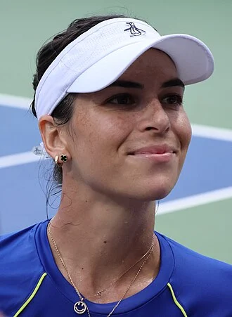 Ajla Tomljanović height profile photo