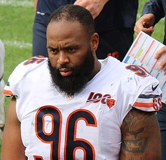 Akiem Hicks height profile photo