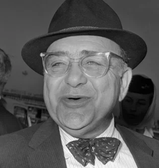 Akim Tamiroff height profile photo