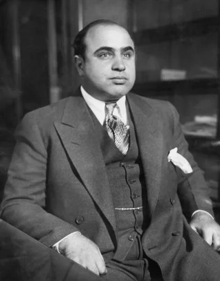 Al Capone height profile photo