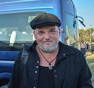 Alain Johannes height profile photo