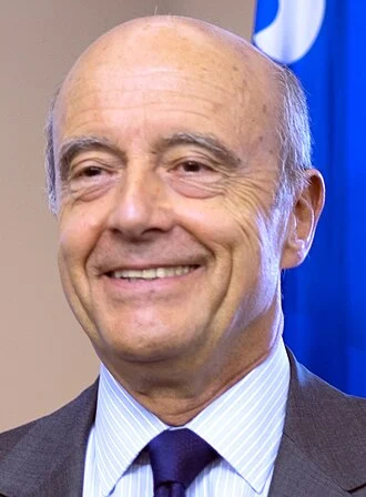 Alain Juppé height profile photo