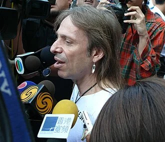 Alain Robert height profile photo