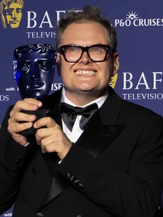 Alan Carr height profile photo