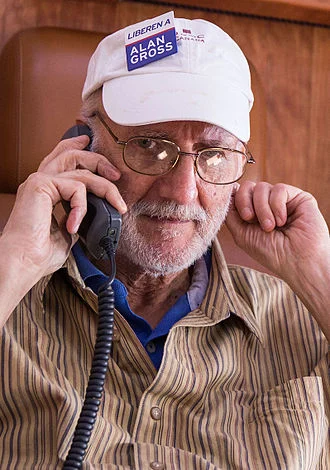 Alan Gross height profile photo