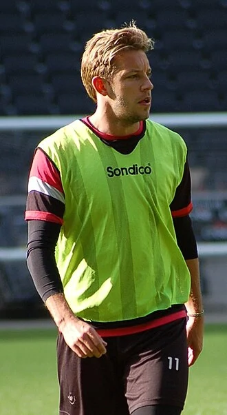 Alan Smith (footballer, born 1980) height profile photo