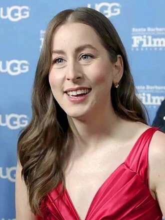 Alana Haim height profile photo