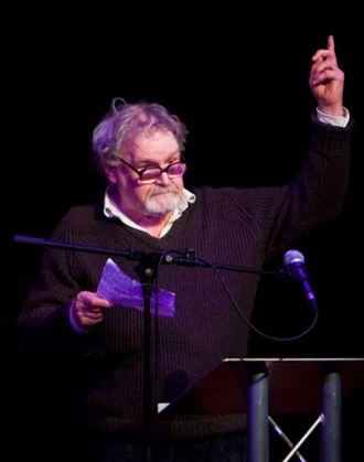 Alasdair Gray height profile photo