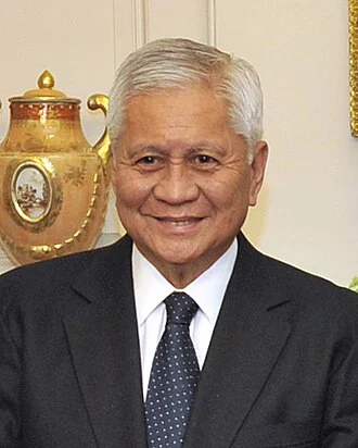 Albert del Rosario height profile photo