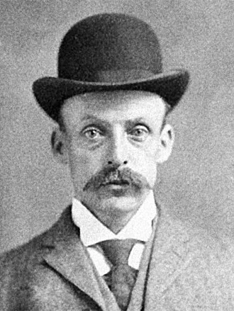 Albert Fish height profile photo