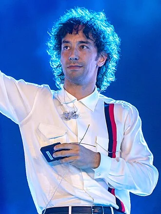 Albert Hammond Jr. height profile photo