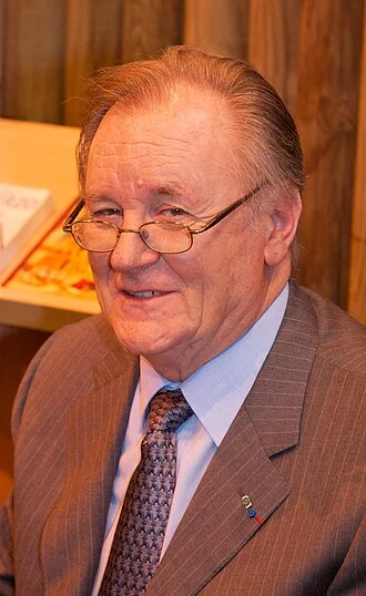 Albert Uderzo height profile photo