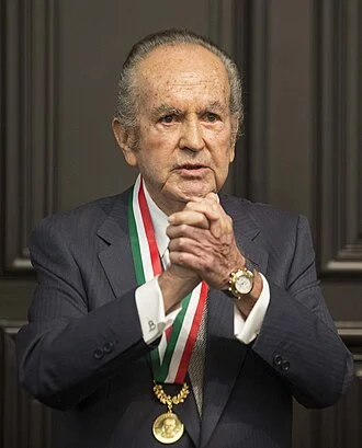 Alberto Baillères height profile photo