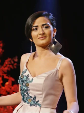 Albina Kelmendi height profile photo