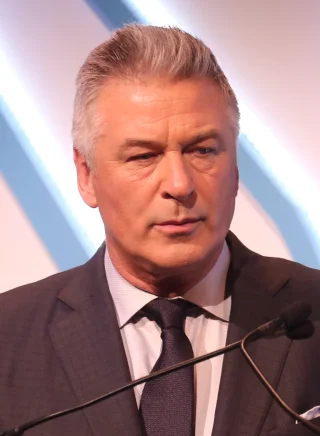Alec Baldwin height profile photo