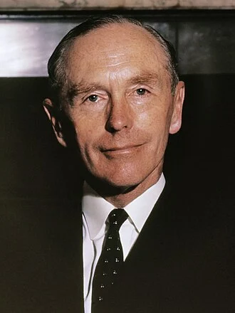 Alec Douglas-Home height profile photo