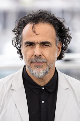 Alejandro González Iñárritu height profile photo