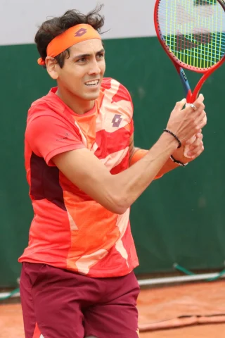 Alejandro Tabilo height profile photo